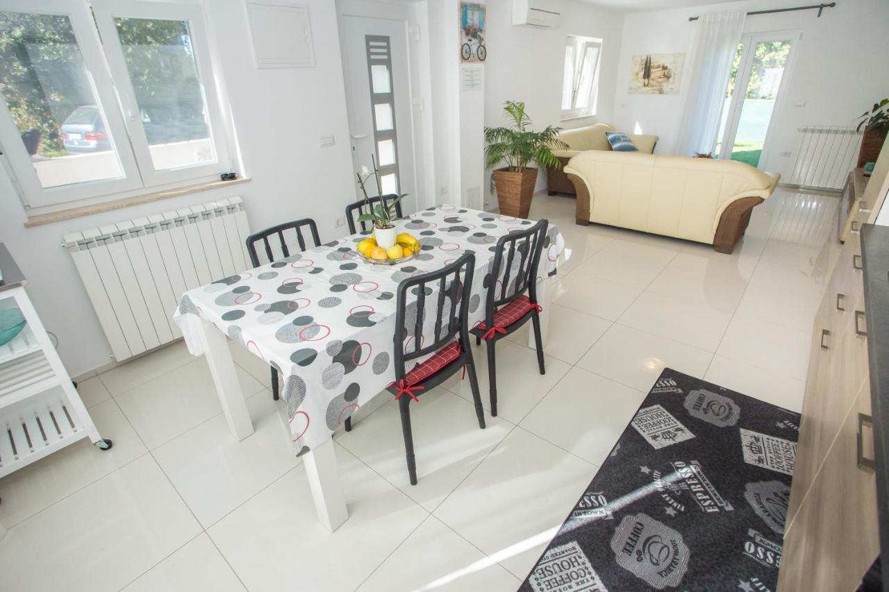 Zagar Apartment 波雷奇 外观 照片