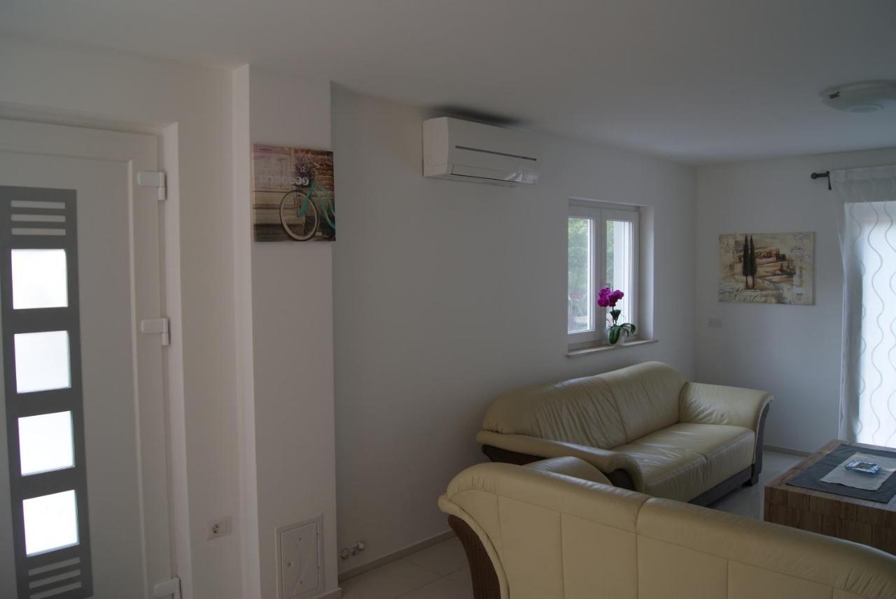 Zagar Apartment 波雷奇 外观 照片